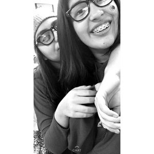 Meet your Posher, Alexia