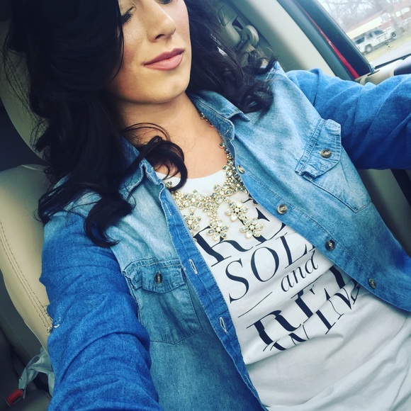 SUNDAY SALE red soles & red wine🍷tee