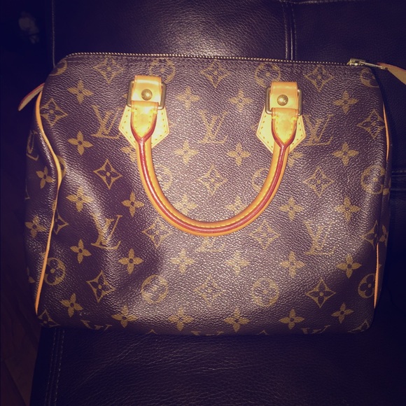 Louis Vuitton Speedy 25