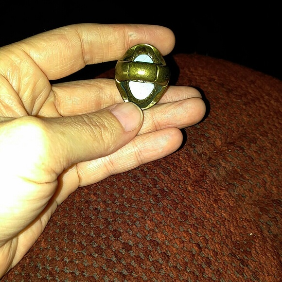 Turquoise colored ring - Picture 3 of 3