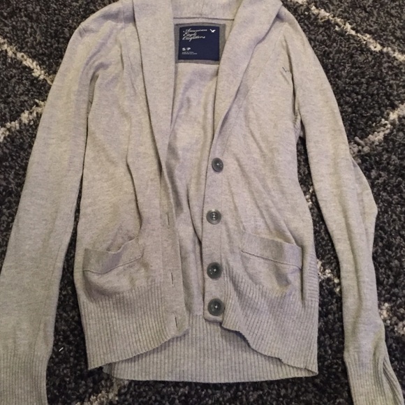 American Eagle Cardigan