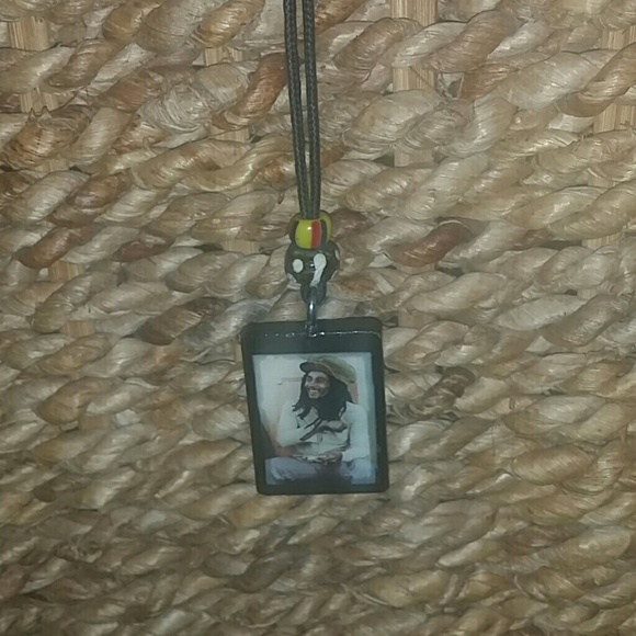 Custom Bob Marley necklace w/ African beads!!! - Picture 1 of 2