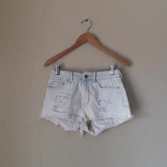 Bullhead High Rise Jean Shorts