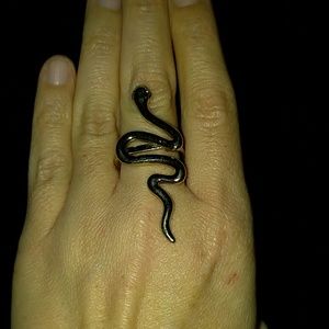 Snake ring