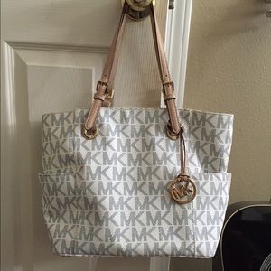 Michael Kors purse