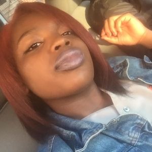 Meet your Posher, Nafeeza