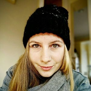 Meet your Posher, Livia