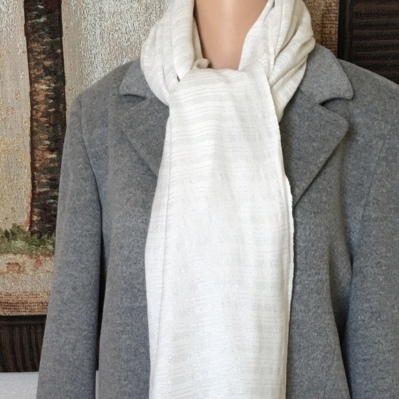 Lot of 2 Mix Nouveau Fashion Scarves - Picture 4 of 4