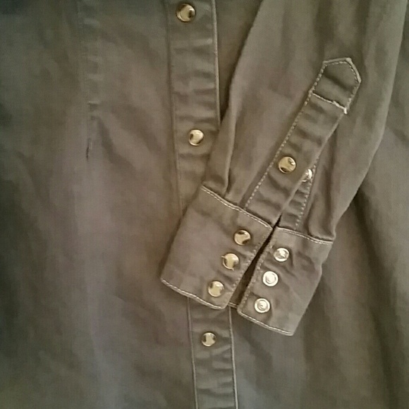Long denim shirt jacket. Like New! - Picture 3 of 4