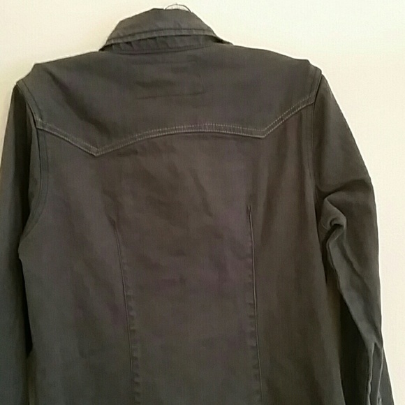 Long denim shirt jacket. Like New! - Picture 4 of 4