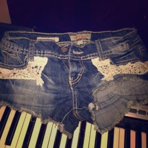 Hot Kiss shorts