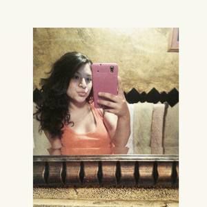 Meet your Posher, Alexandra