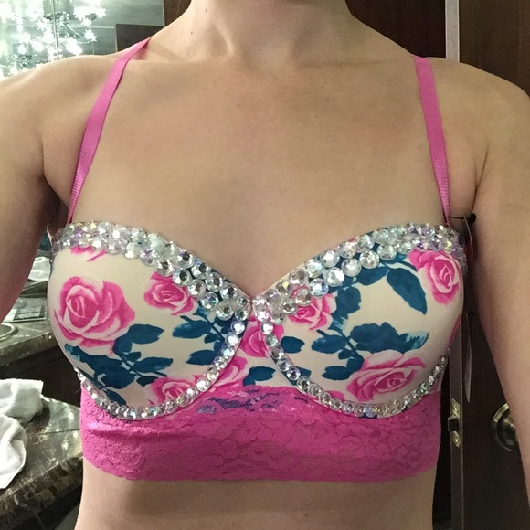 SOLD๐Rose Rave Bra๐ - Picture 2 of 2