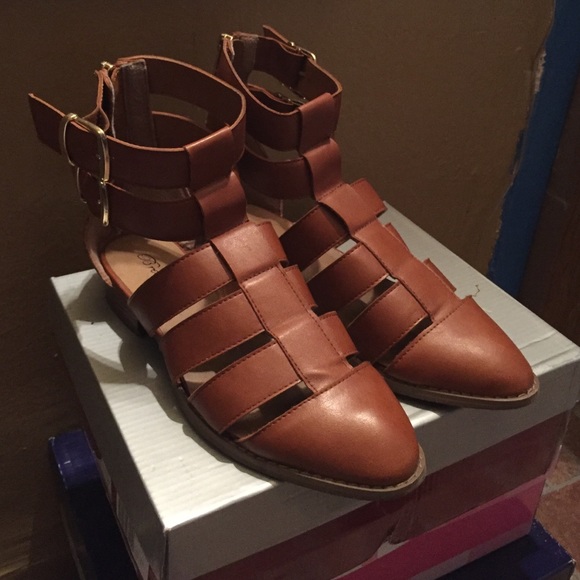 Brown closed toe sandals