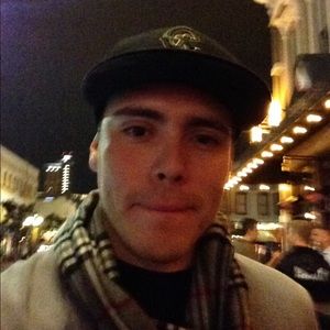 Meet your Posher, Jonathan