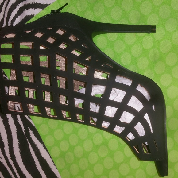 Black caged heels - Picture 2 of 2