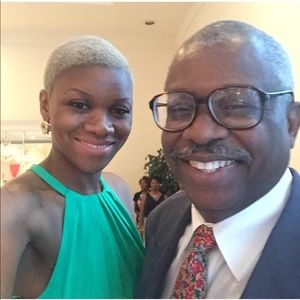 Meet your Posher, Antionette