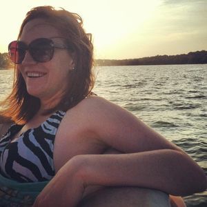 Meet your Posher, Lauren