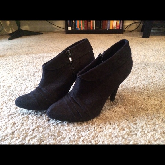 Black heels