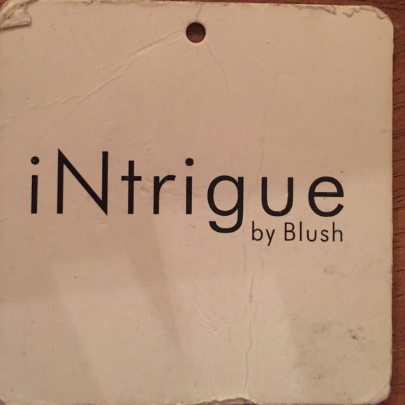 Prom dress - Picture 3 of 3