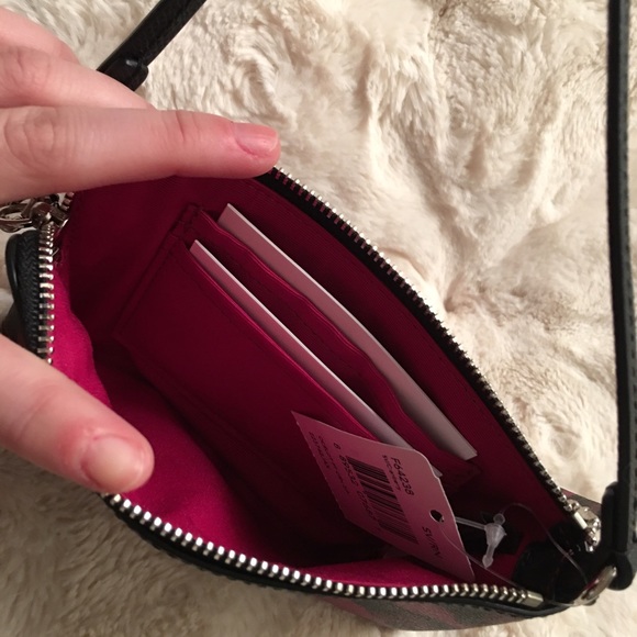 Coach Leopard Wristlet - Picture 4 of 4