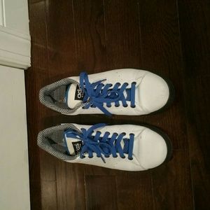 Mens Adidas sneakers sz 10