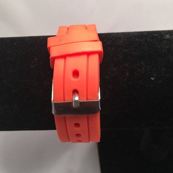 Orange Silicone Watch - Picture 3 of 4