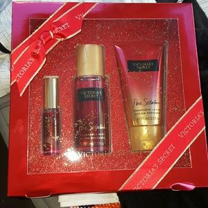 Victoria's Secret  lotion & body mist & perfume