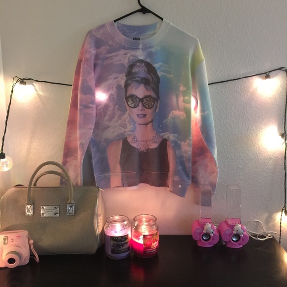 Audrey Hepburn sweater