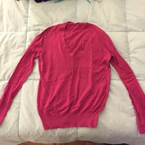MOVING SALE 🎉 J. Crew v-neck sweater
