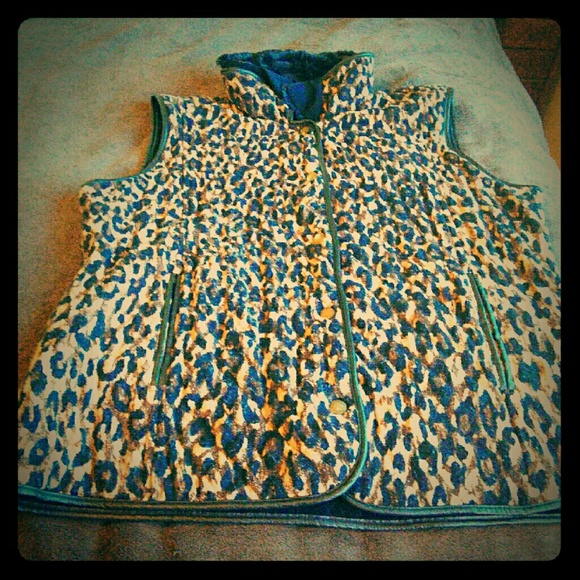 LEOPARD/BLACK REVERSIBLE VEST