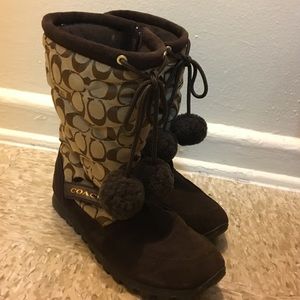 Brown coach winter boots
