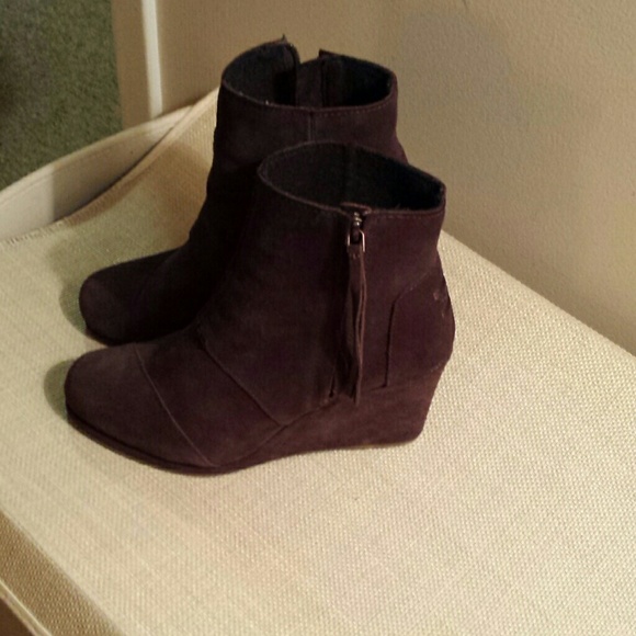 Toms wedge boots