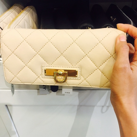 โโโsold outโโโ - Picture 2 of 4