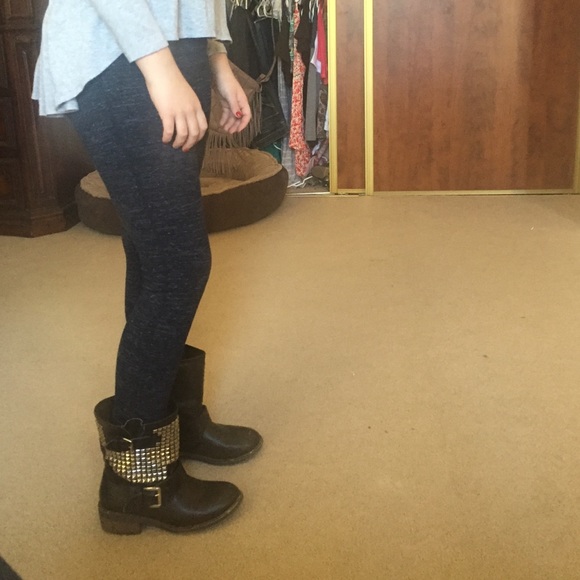 Studded boots - Picture 4 of 4