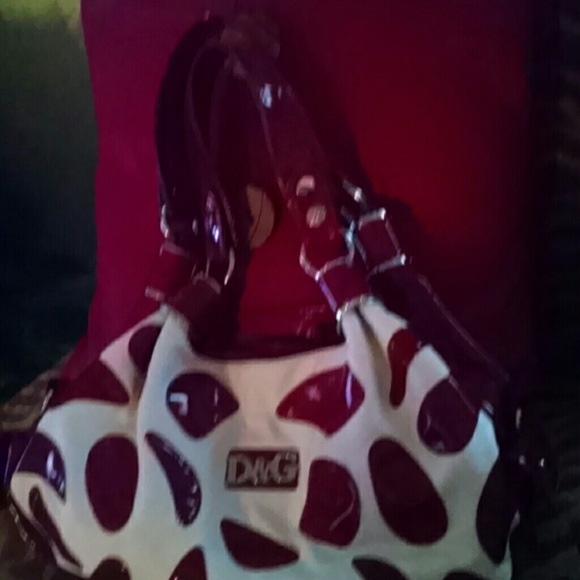 Sold!!! RED & WHITE DESIGNER HANDBAG