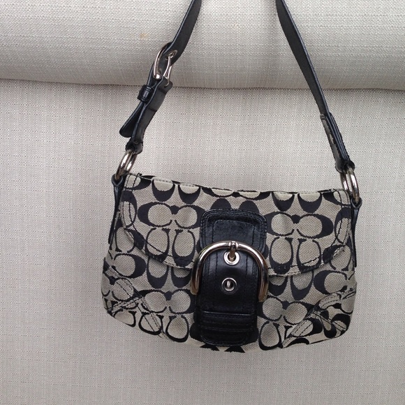 Coach purse.