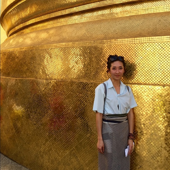 Meet your Posher, Ellen - Picture 1 of 1