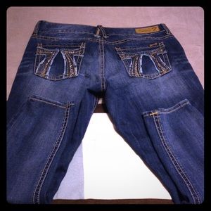 ✨Sale✨Seven7 Jeans! Size 14