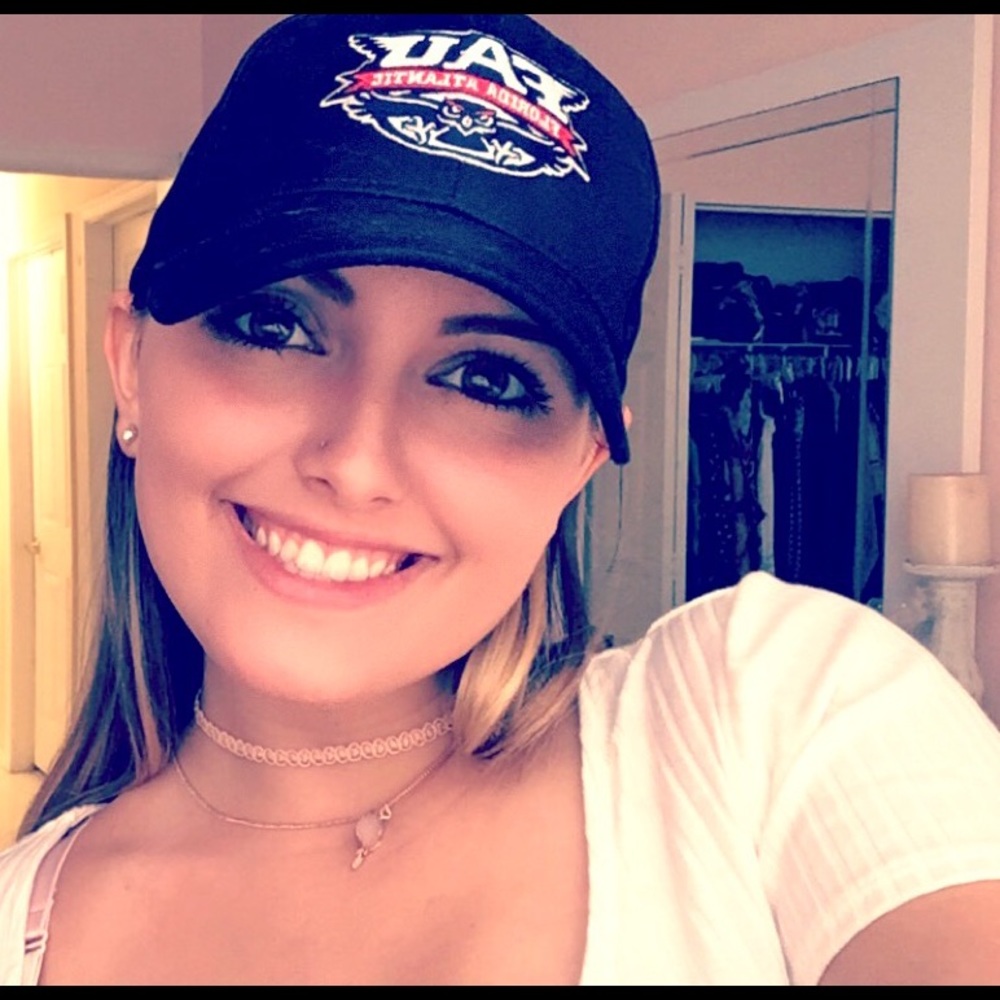 Meet your Posher, Gabby