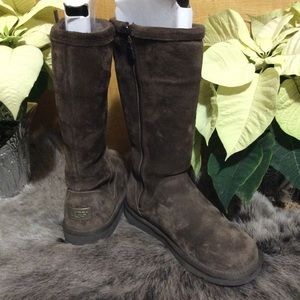 RARE UGG Kenly Boots