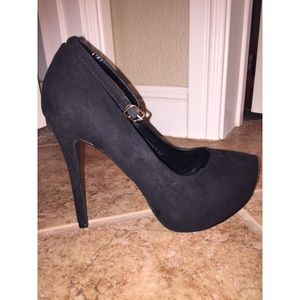 Bella Marie Black Strappy Stilettos