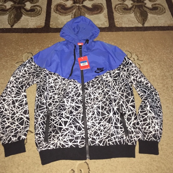 Men's Nike jacket.  Nwt - Picture 1 of 4