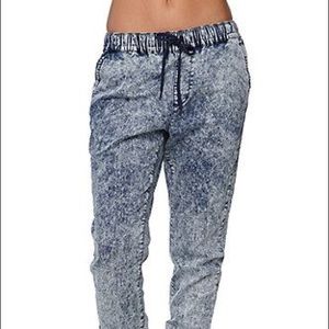 Bullhead joggers pants