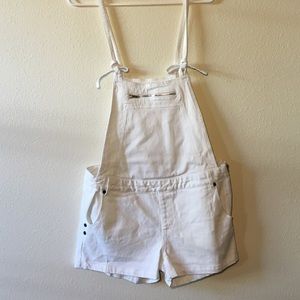 NWT White zipper short overalls