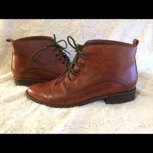 Seychelles cognac/brown lace-up boots, 6