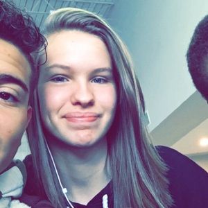 Meet your Posher, Abbey