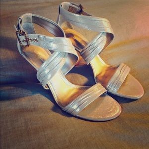 Gianni Bini shimmery nude strap heels NWOT