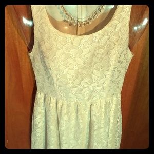 Forever21 Cream lace dress