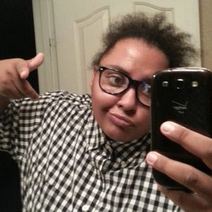 Meet your Posher, Alisha